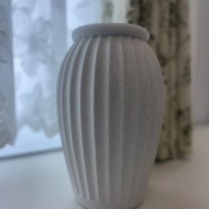 Vase à fleurs – Strié Blanc Cassé